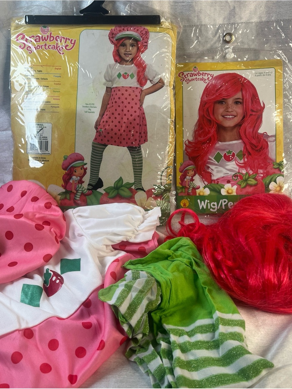 Rubies Strawberry Shortcake Halloween Costume outfit & wig - girls S small 4-6